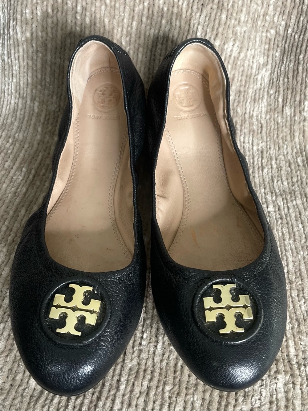 Tory Burch Black Leather Minnie Travel Ballet Flats Gold Logo Emblem Size 10 - Picture 9 of 9